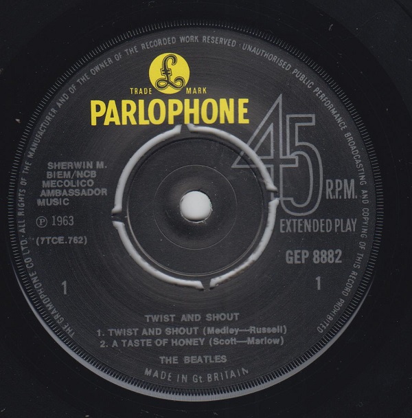 Twist And Shout EP : Twist And Shout / A Taste Of Honey / Do You Want To Know A Secret / There's A Place - Image 3